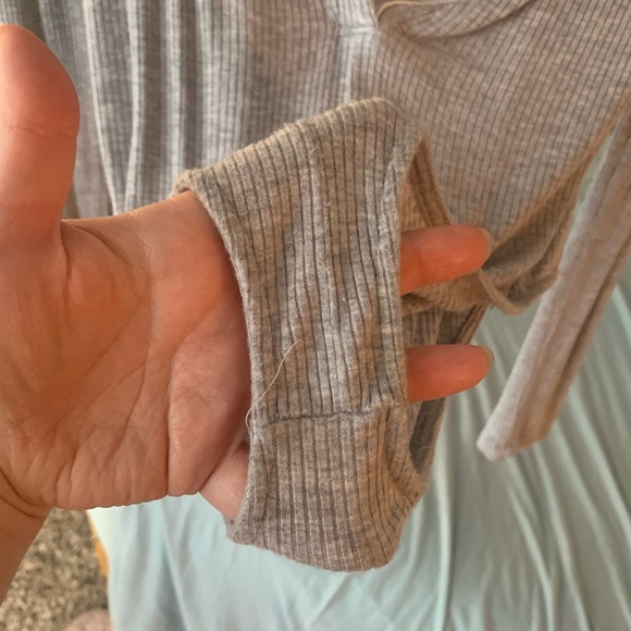 Grey button up bodysuit - Picture 4 of 4